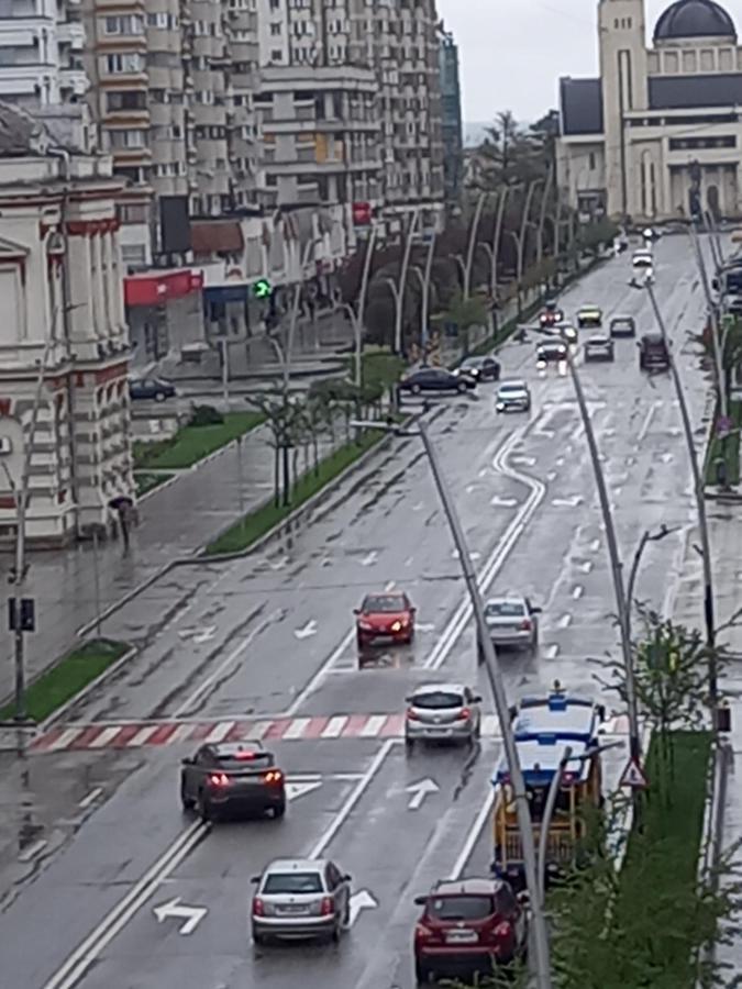 Central Bacău Exteriér fotografie